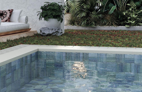 Porcelain tile for swimming pools