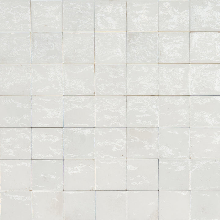 Bianco Glossy, 4" x 4" | EMCGLEEBIAN44 | Aquatica Porcelain Pool Tile