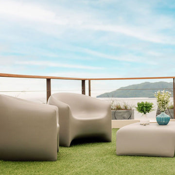 Blow Patio Lounge Chair by Vondom | Modern Outdoor Furniture