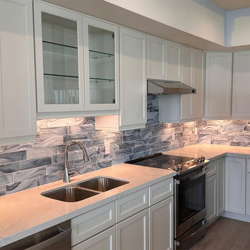 Cumulus Glass Blue 3" x 12", Glass Subway Tile | FOSCLOUCUM312