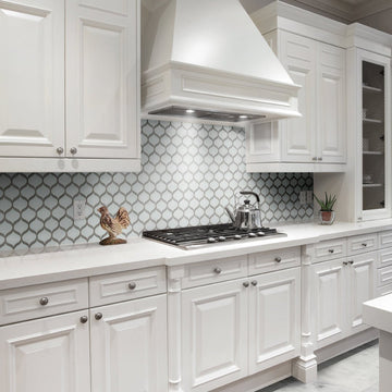 Ice Arabesque, Glass Tile | Tesoro Backsplash & Wall Tile