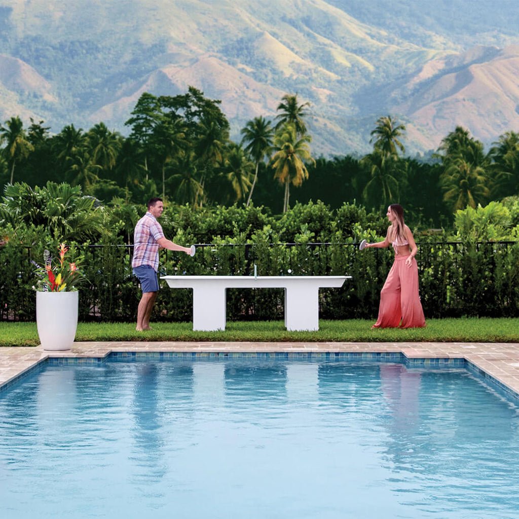 Ledge Lounger Outdoor Games | Outdoor Patio Games
