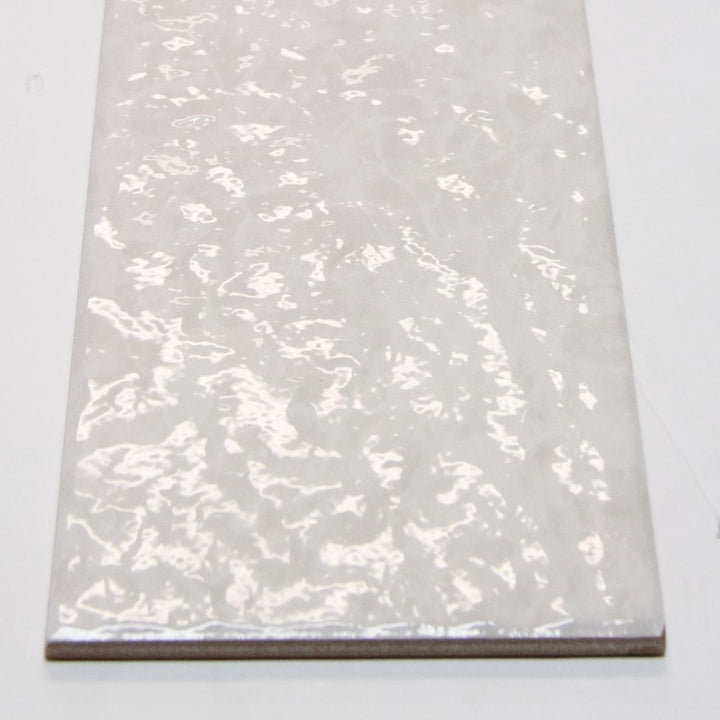 Alps White porcelain tile by Aquatica