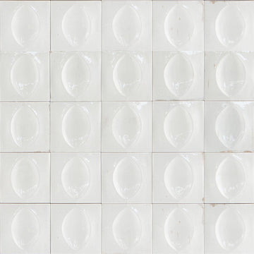 Bianco Glossy, 4" x 4" Egg Deco | EMCGLEEBIANEGG | Porcelain Pool Tile