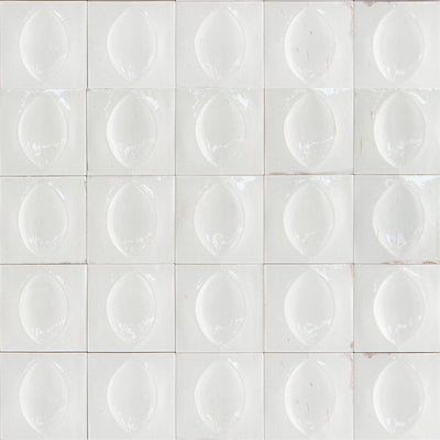 Bianco Glossy, 4" x 4" Egg Deco | EMCGLEEBIANEGG | Porcelain Pool Tile