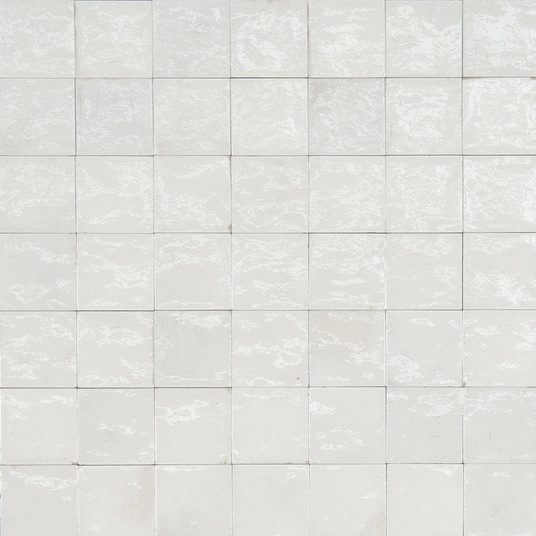 Bianco Glossy, 4" x 4" | EMCGLEEBIAN44 | Aquatica Porcelain Tile