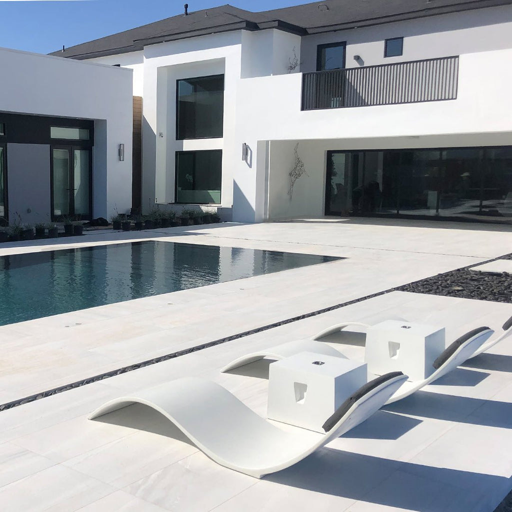 Curve II Chaise Lounger | Outdoor Pool and Patio Lounge Chair