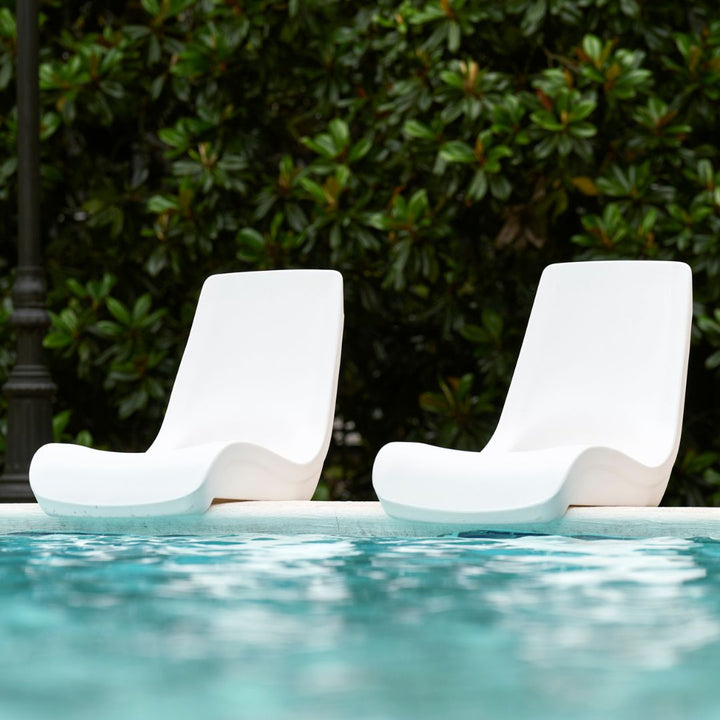 Forma Poolside Seat, White - Luxury Pool Seat