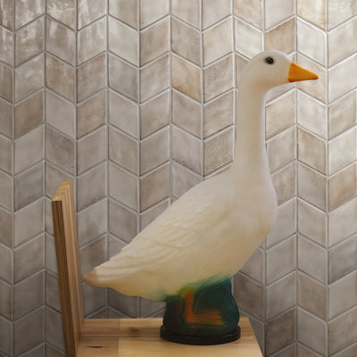 Glossy Beige, Rhomboid Porcelain Tile | CIRFUORBEIGPORH | IWT Tesoro