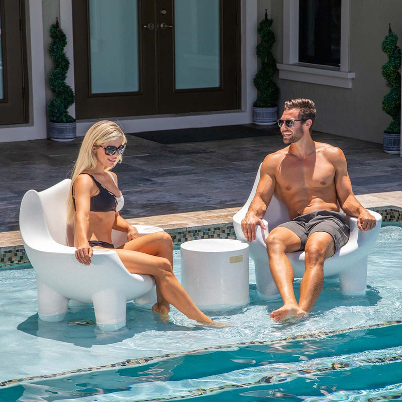 In-Pool Chair with White Cupholders | Luxury Pool Chair by Tenjam | White Granite Install