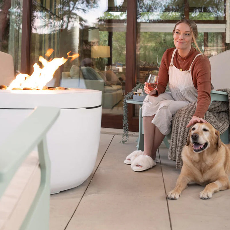 The Ledge Halo Firepit by Ledge Lounger
