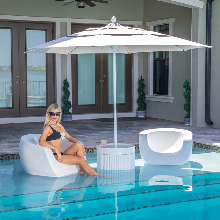Moon Chair with White Cupholders | Luxury Pool Chair by Tenjam