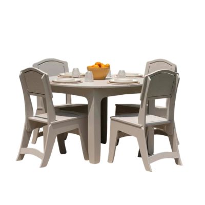 PATIO DINING