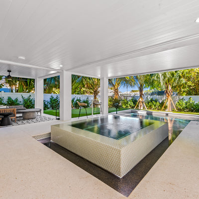 Whitestone, Triangle Mosaic Tile | TASTRIAWHITEST | Tesoro Glass Tile