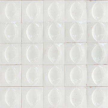 Bianco Glossy, 4" x 4" Egg Deco | EMCGLEEBIANEGG | Porcelain Pool Tile