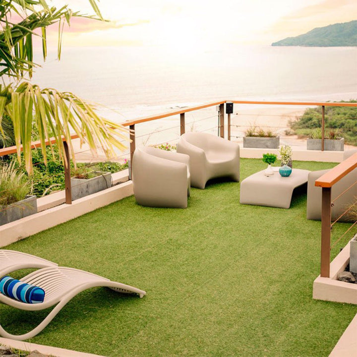 Blow Patio Lounge Chair by Vondom | Modern Outdoor Furniture