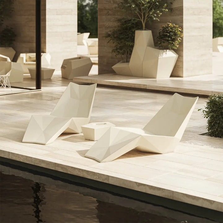 Faz Sun Bed by Vondom | Luxury In-Pool and Patio Lounger