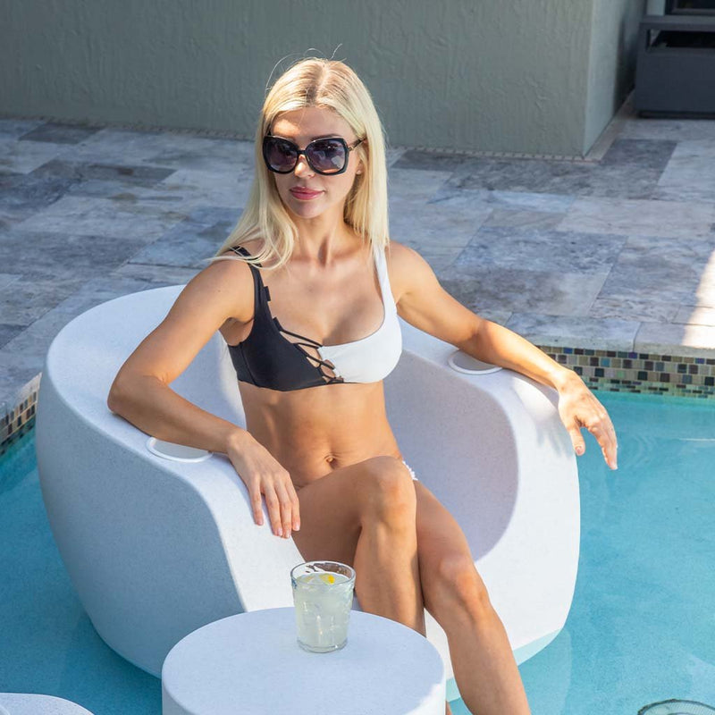 Moon Chair with White Cupholders | Luxury Pool Chair by Tenjam