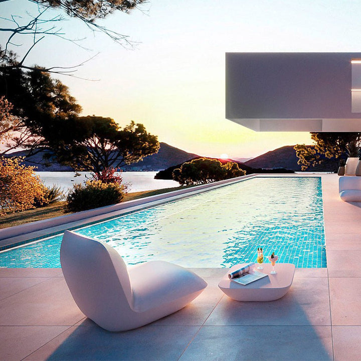 Pillow Lounge Chair by Vondom | Luxury In-Pool and Patio Furniture