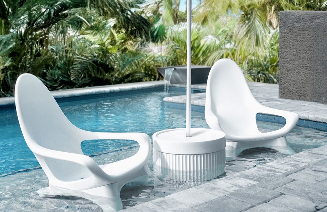 pool & patio chairs
