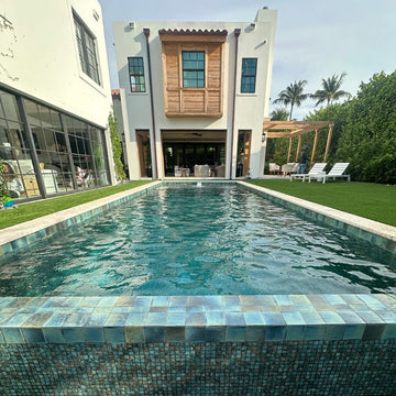 Turchese Glossy, 4" x 4" | EMCGLEETURC44 | Aquatica Porcelain Tile