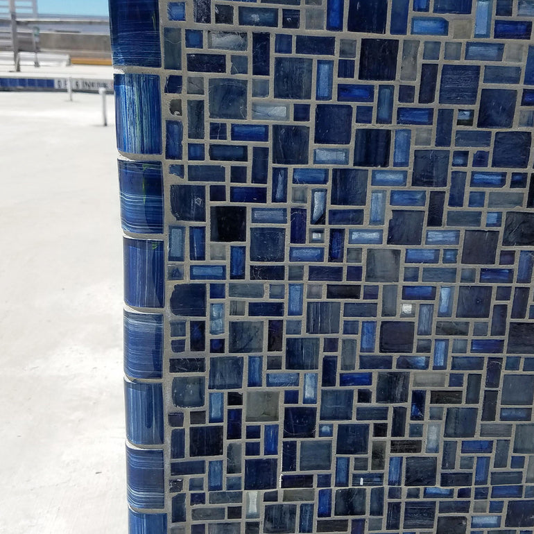 Trim Caribbean Blue, 2" x 2" | TRIM-GW8M82348B11 | Mosaic Glass Tile