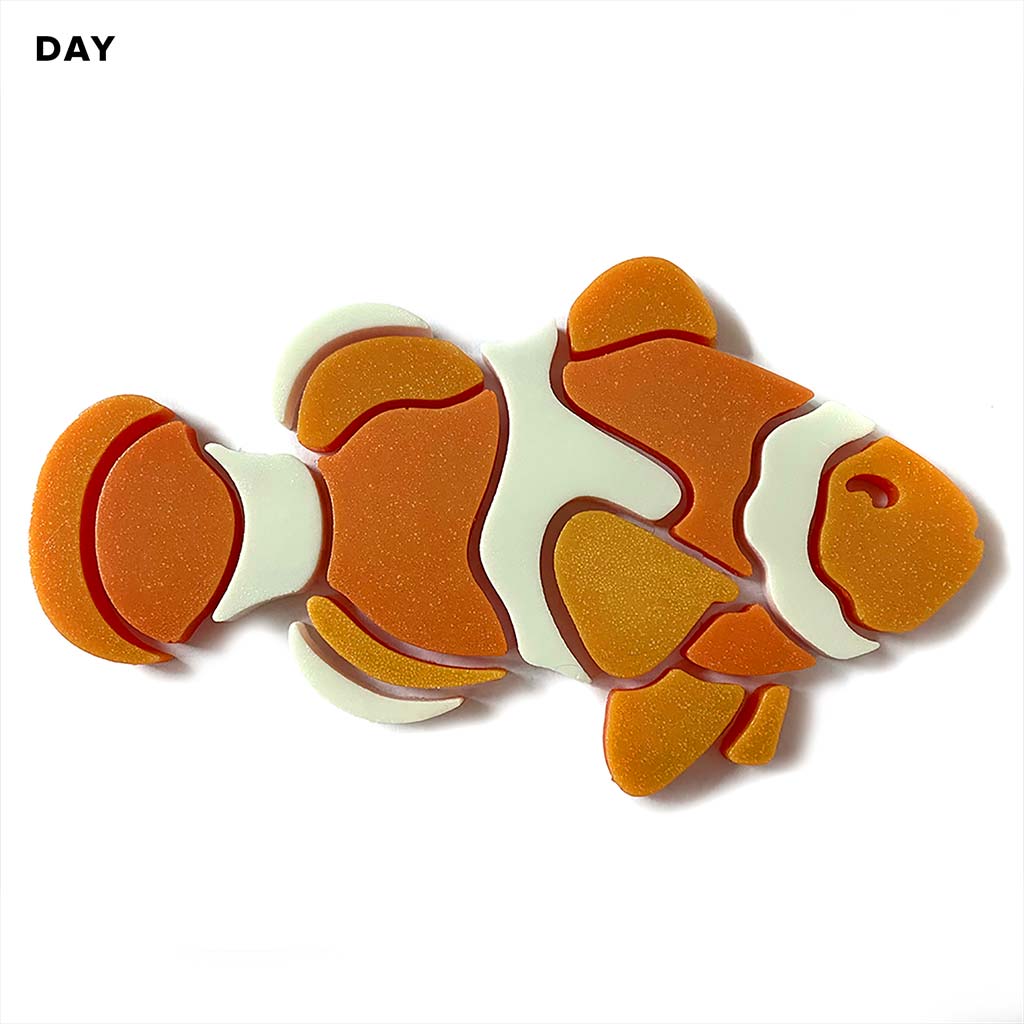 Clownfish, Right Pool Mosaic | Glow in the Dark Pool Tile – AquaBlu Mosaics