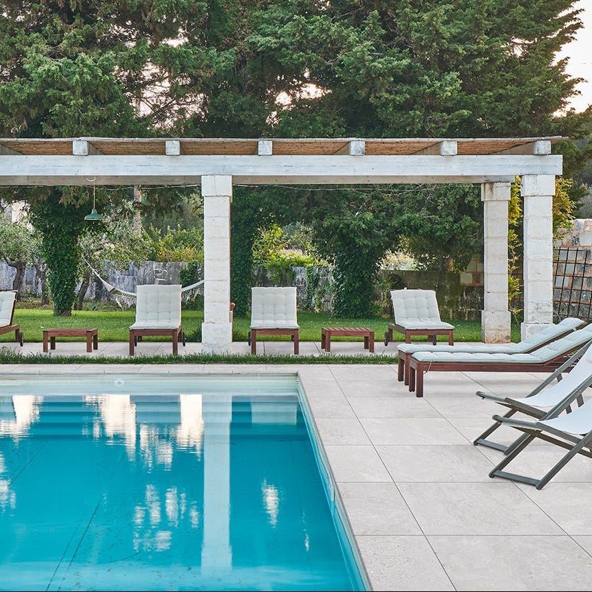 Bianco, 24" x 24" | 2CM Luxury Outdoor Paver | U.S. Porcelain Pavers