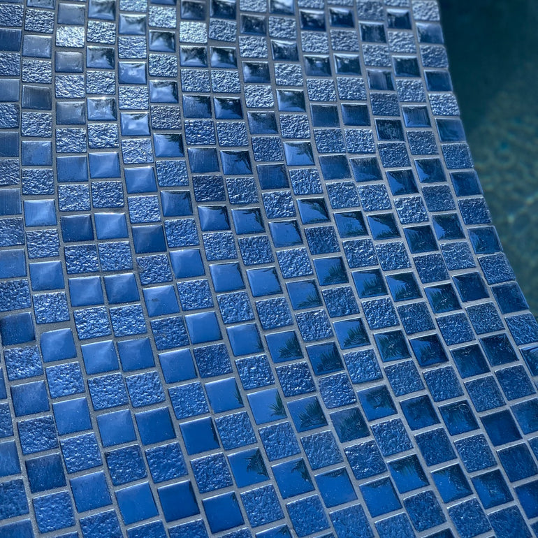 Blue, 1" x 1" Glass Mosaic Tile | SS82323B1 | Signature Series