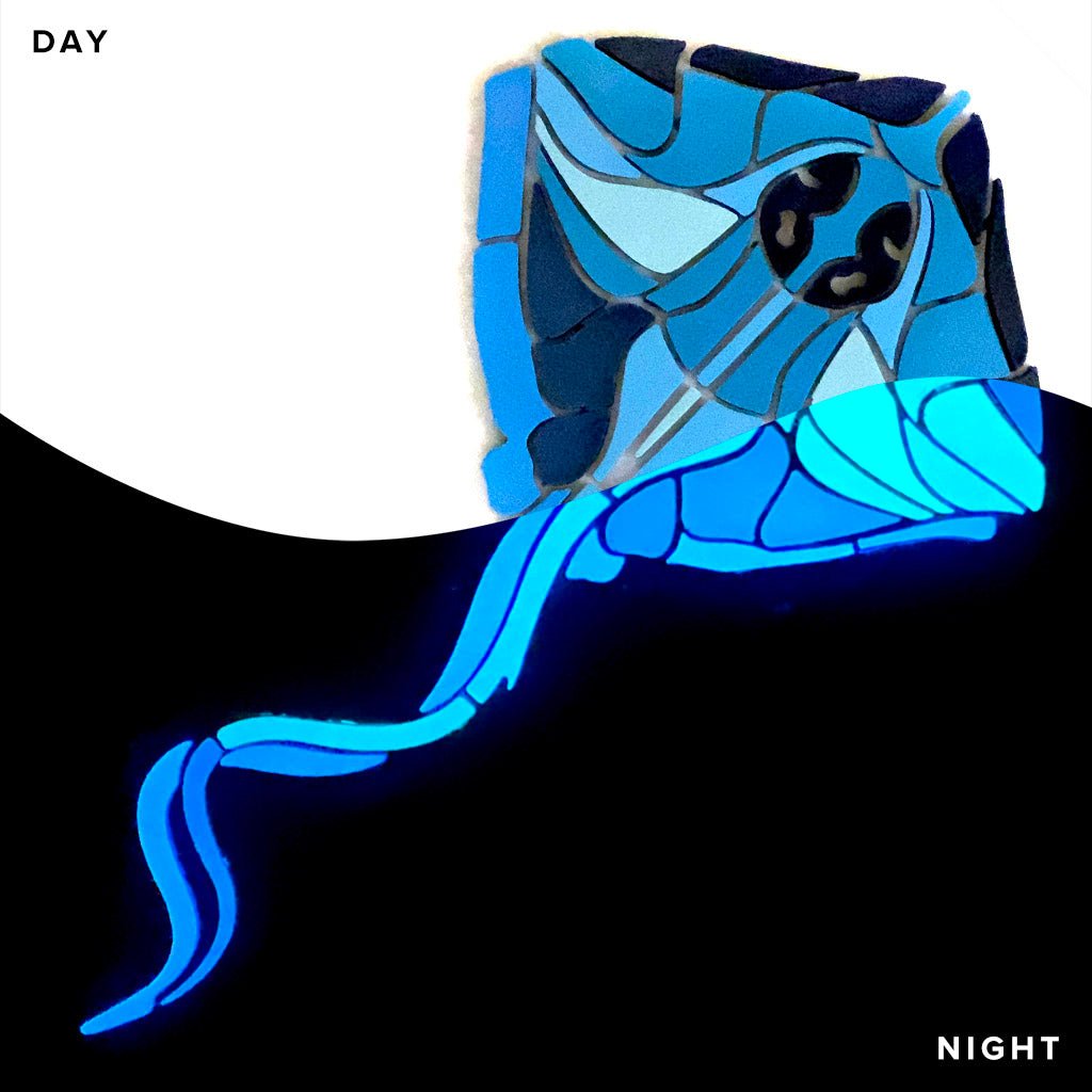 Glow in the dark stingray pool mosaics