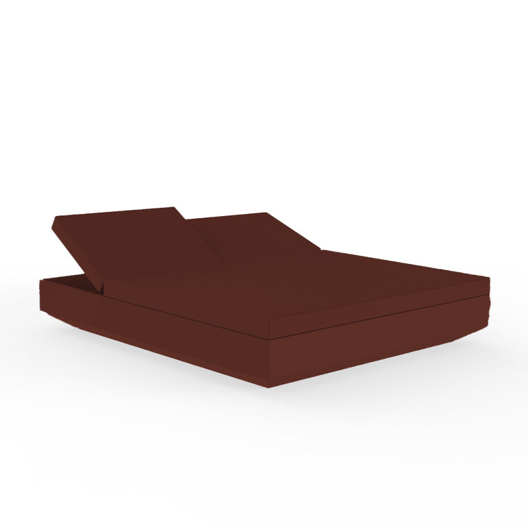 VELA SQUARE DAYBED WITH RECLINING BACKRESTS, PURJAI RED, 54180-PURJAI RED, VONDOM Luxury Outdoor Furniture