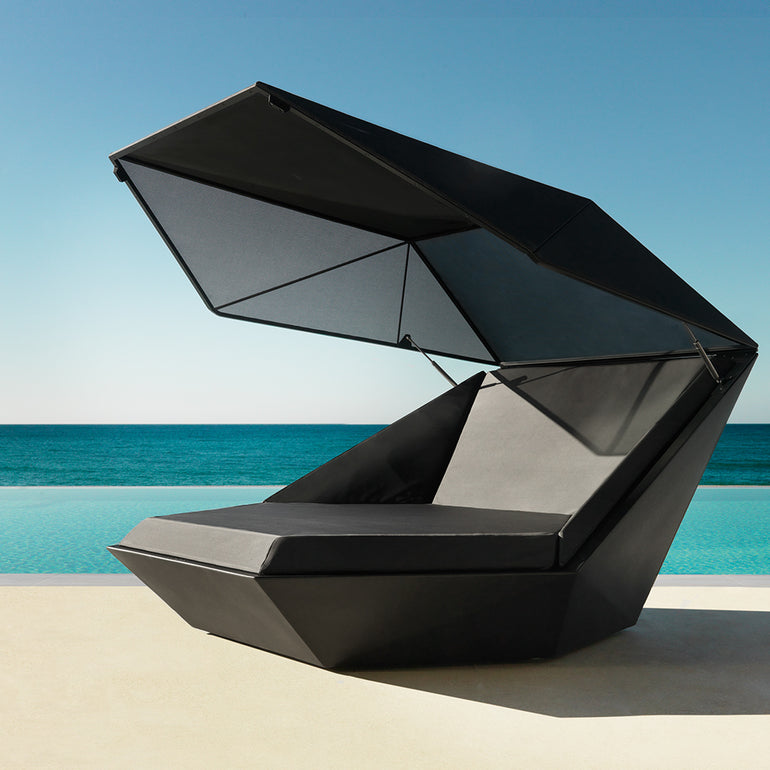 Faz Daybed with Canopy by Vondom | Luxury Patio Furniture