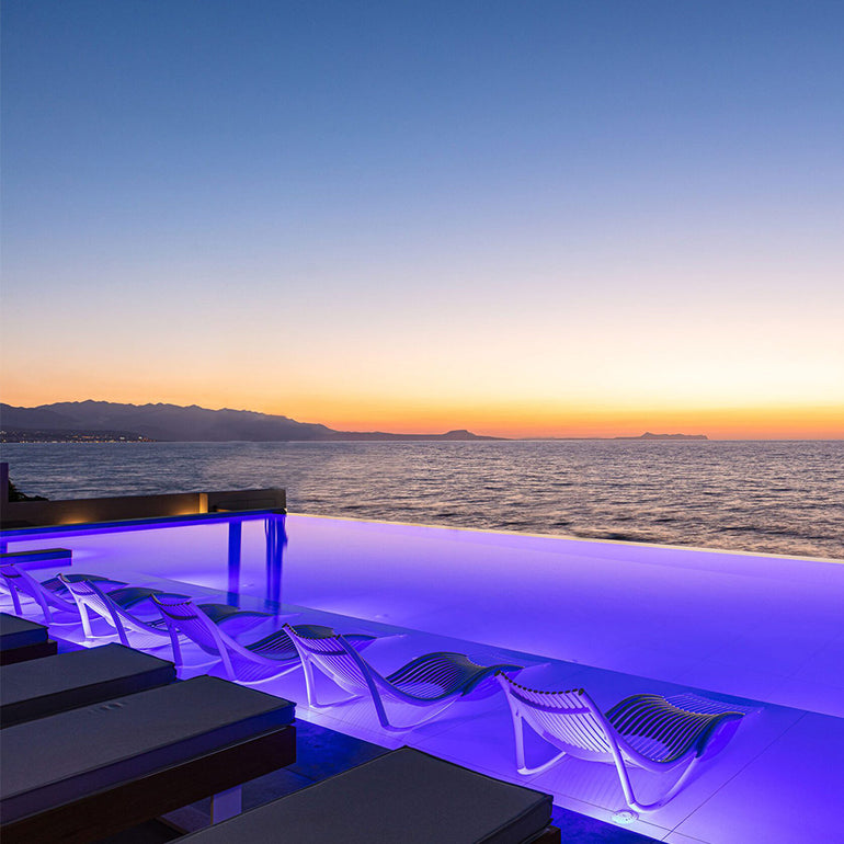 Ibiza Sun Lounger by Vondom | Luxury In-Pool and Patio Furniture