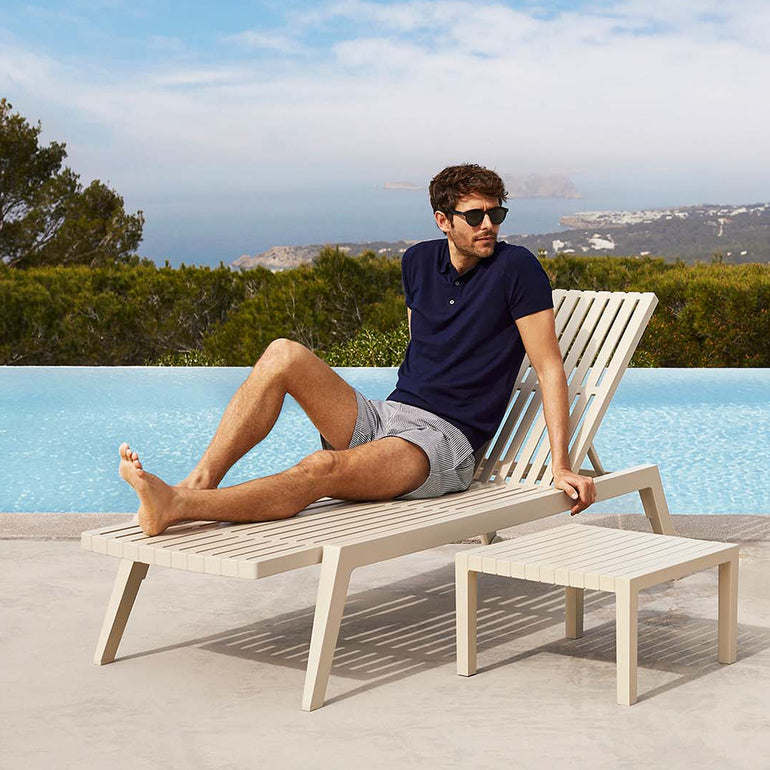 Spritz Sun Chaise by Vondom | In-Pool and Patio Lounger
