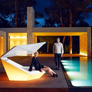 LED Faz Daybed with Canopy by Vondom | Luxury Patio Furniture