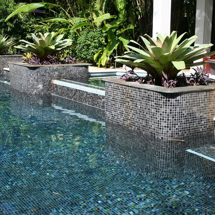 Fog Black Glass Pool Tile | Vidrepur