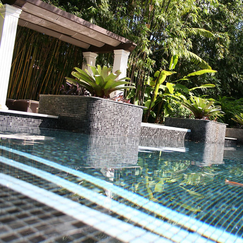 Fog Black Glass Pool Tile | Vidrepur