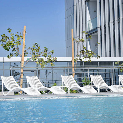 Ibiza Sun Lounger by Vondom | Luxury In-Pool and Patio Furniture