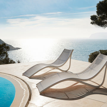 Ibiza Sun Lounger by Vondom | Luxury In-Pool and Patio Furniture